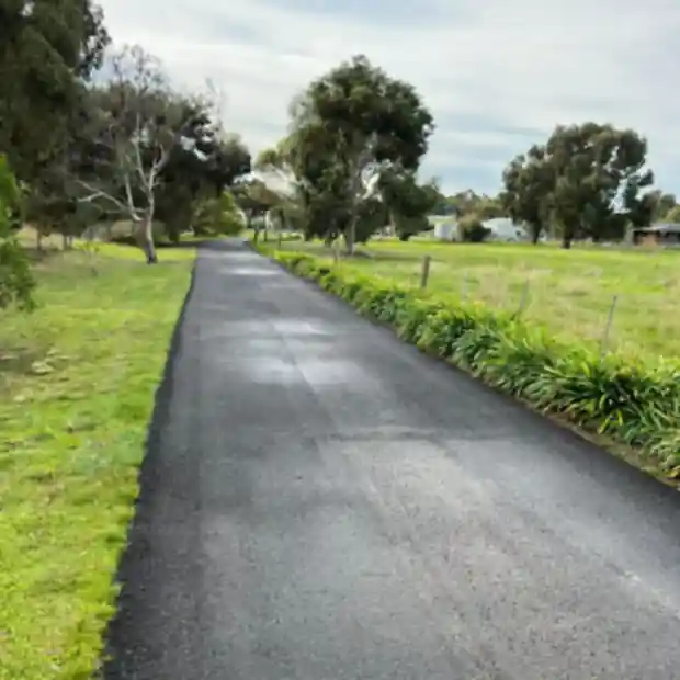 Newly laid asphalt surface completed by Strata Surfacing in Perth